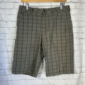 OP Ocean Pacific Green Plaid Utility Shorts  Mens Size 32 Bermuda